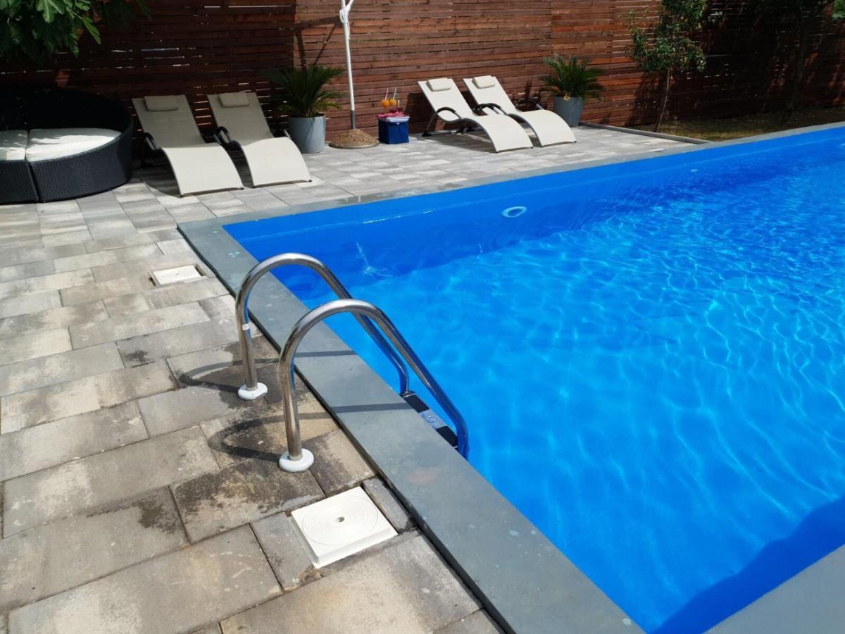 Hana Pool Only For You Loborika Экстерьер фото